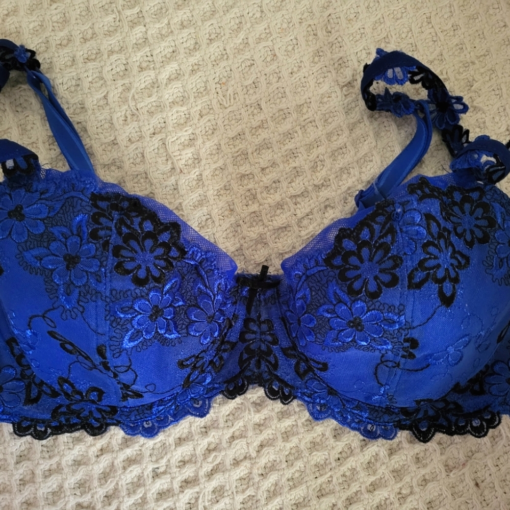 La Vie En Rose Bra